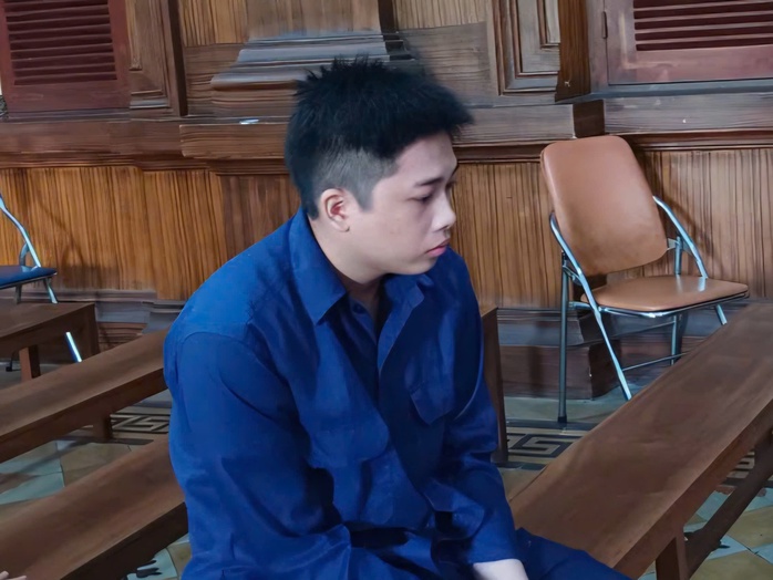 TPHCM: L&atilde;nh 14 năm t&ugrave; xuất ph&aacute;t từ chuyện đi vệ sinh qua nh&agrave; h&agrave;ng x&oacute;m - Ảnh 1.