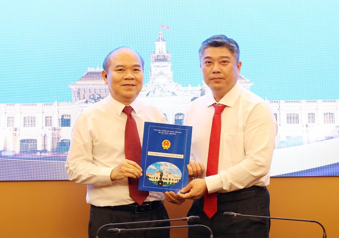 TPHCM bổ nhiệm một Phó Giám đốc Sở xuất thân từ ngành Công an - Ảnh 1.