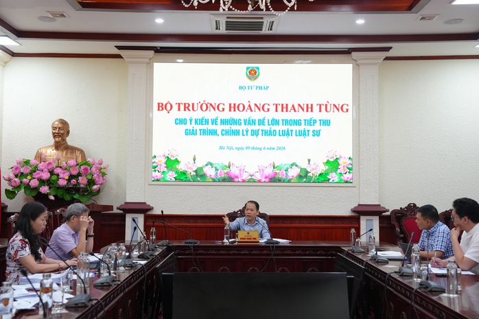 Bộ trưởng Hoàng Thanh Tùng chủ trì họp về dự thảo luật sư sửa đổi 2026 - Ảnh 1. Bộ trưởng Hoàng Thanh Tùng chủ trì họp về dự thảo luật sư sửa đổi 2026 - Ảnh 1.