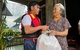 Chương trình "Trái tim miền Trung": Quà cứu trợ từ Báo Người Lao Động đến đúng lúc bà con cần nhất !