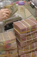 Thủ tục vay phức tạp, khó cạnh tranh với tín dụng đen Thủ tục vay phức tạp, khó cạnh tranh với tín dụng đen