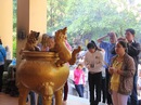 TP HCM: Người dân tấp nập đến chùa dịp Vu Lan TP HCM: Người dân tấp nập đến chùa dịp Vu Lan