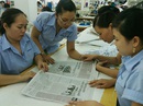 Tập trung tuyên truyền, vận động công nhân Tập trung tuyên truyền, vận động công nhân
