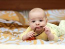 Bắt chước người lớn, trẻ gặp họa Bắt chước người lớn, trẻ gặp họa