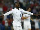 Welbeck lập “cú đúp” nhấn chìm chủ nhà Thụy Sĩ Welbeck lập “cú đúp” nhấn chìm chủ nhà Thụy Sĩ