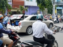 Tránh xe máy, xế hộp nát đuôi, xe tải nát đầu Tránh xe máy, xế hộp nát đuôi, xe tải nát đầu