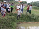 Mẹ đi mua sữa, 2 con sinh đôi đuối nước thương tâm Mẹ đi mua sữa, 2 con sinh đôi đuối nước thương tâm