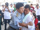 Tàu Trung Quốc đâm nát tàu cá Việt Nam: Hung hãn, vô nhân tính Tàu Trung Quốc đâm nát tàu cá Việt Nam: Hung hãn, vô nhân tính