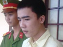 Bé gái khóc nức nở, xin giảm tội hiếp dâm cho người tình Bé gái khóc nức nở, xin giảm tội hiếp dâm cho người tình