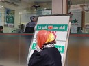 Cạnh tranh lãi suất, ngân hàng dễ “rước họa” vào thân Cạnh tranh lãi suất, ngân hàng dễ “rước họa” vào thân