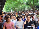 Hà Nội: Gần 50.000 sĩ tử đội nắng gắt thi đại học Hà Nội: Gần 50.000 sĩ tử đội nắng gắt thi đại học