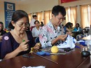Đan khăn len tặng chiến sĩ biển đảo Đan khăn len tặng chiến sĩ biển đảo