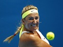 Azarenka thắng Williams trong cuộc chiến số 1 Azarenka thắng Williams trong cuộc chiến số 1