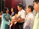 Học Bác vì mọi người Học Bác vì mọi người