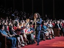 Kenny G khiến khán giả phát sốt khi chia sẻ bằng tiếng Việt Kenny G khiến khán giả phát sốt khi chia sẻ bằng tiếng Việt