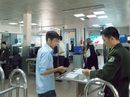 Rộ nạn dùng giấy tờ giả đi máy bay Rộ nạn dùng giấy tờ giả đi máy bay