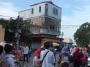 Lửa bùng lên trong căn nhà khóa trái có đôi nam nữ Lửa bùng lên trong căn nhà khóa trái có đôi nam nữ