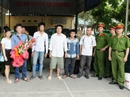Di lý 4 tội phạm trốn truy nã từ TP HCM về Thanh Hóa Di lý 4 tội phạm trốn truy nã từ TP HCM về Thanh Hóa