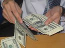 Giá USD giảm mạnh sau quyết định của FED Giá USD giảm mạnh sau quyết định của FED