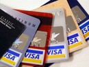 Bắt một người nước ngoài dùng thẻ visa giả rút tiền Bắt một người nước ngoài dùng thẻ visa giả rút tiền