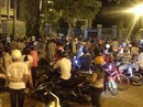 Hai nhóm côn đồ lao vào nhau "huyết chiến" lúc nửa đêm Hai nhóm côn đồ lao vào nhau "huyết chiến" lúc nửa đêm
