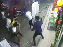 Vô cớ đâm chết người ở quán karaoke Vô cớ đâm chết người ở quán karaoke