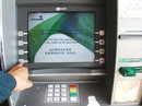 90% giao dịch là rút tiền, hỏi sao ATM không quá tải? 90% giao dịch là rút tiền, hỏi sao ATM không quá tải?