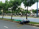 Tự ngã xe máy, 1 người chết Tự ngã xe máy, 1 người chết