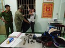 Bị phát hiện trộm xe, đâm 2 người vây bắt