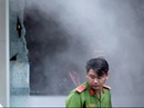 Cửa hàng tiện lợi cháy dữ dội, người nhà trên lầu liều mình xông ra Cửa hàng tiện lợi cháy dữ dội, người nhà trên lầu liều mình xông ra