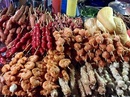 Ngày bán 1.000 xiên nướng, chị xe đẩy thu lãi to Ngày bán 1.000 xiên nướng, chị xe đẩy thu lãi to