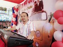 Tất bật làm thêm Tất bật làm thêm