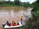 Bị đuổi đánh, người bán kem chết thảm dưới sông Đồng Nai Bị đuổi đánh, người bán kem chết thảm dưới sông Đồng Nai