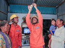 Hàng trăm ngàn hộ dân Khmer được cấp điện Hàng trăm ngàn hộ dân Khmer được cấp điện