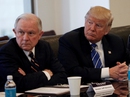 Ông Trump tặng quà Trung Quốc? Ông Trump tặng quà Trung Quốc?