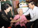 Sẻ chia với đồng bào vùng lũ Sẻ chia với đồng bào vùng lũ
