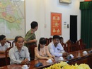 Xin lỗi công khai nhưng không cho báo chí vào (?!) Xin lỗi công khai nhưng không cho báo chí vào (?!)