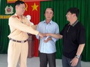 Vụ tai nạn ở đèo Bảo Lộc: Cảm ơn hai tài xế dũng cảm Vụ tai nạn ở đèo Bảo Lộc: Cảm ơn hai tài xế dũng cảm