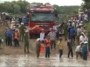 Bị nước cuốn trên đường đi làm, một phụ nữ mất tích Bị nước cuốn trên đường đi làm, một phụ nữ mất tích