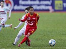 “Bà mẹ” Kim Hồng trở lại sân cỏ “Bà mẹ” Kim Hồng trở lại sân cỏ
