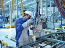 Công nhân dễ mất việc Công nhân dễ mất việc