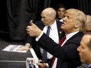 Bà Clinton, ông Trump giành thêm chiến thắng Bà Clinton, ông Trump giành thêm chiến thắng