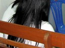 Xót lòng phiên xử mẹ ép con gái bán trinh ở Hậu Giang Xót lòng phiên xử mẹ ép con gái bán trinh ở Hậu Giang