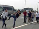 Vụ phóng viên Quang Thế: Gửi đơn lên Bộ trưởng Công an Vụ phóng viên Quang Thế: Gửi đơn lên Bộ trưởng Công an