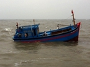 14 ngư dân thoát nạn sau 2 ngày tàu cá gãy tay lái 14 ngư dân thoát nạn sau 2 ngày tàu cá gãy tay lái