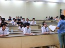 Thí sinh quay cóp nhưng không chịu ký vào biên bản Thí sinh quay cóp nhưng không chịu ký vào biên bản