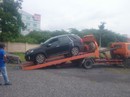 Đồng Nai: Cẩu cả “xế hộp” cùng nữ tài xế cố thủ về đồn Đồng Nai: Cẩu cả “xế hộp” cùng nữ tài xế cố thủ về đồn