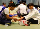 Người hùng sau tấm huy chương Người hùng sau tấm huy chương