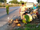 Ngã bên Quốc lộ 1, 1 người chết, 1 bị thương nặng Ngã bên Quốc lộ 1, 1 người chết, 1 bị thương nặng