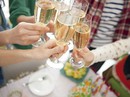 Chạy "sô" ăn cỗ thuê mùa cưới - nghề lạ kiếm tiền "khủng" Chạy "sô" ăn cỗ thuê mùa cưới - nghề lạ kiếm tiền "khủng"